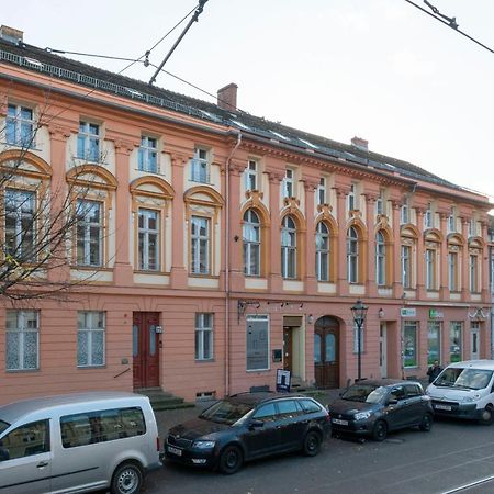Studio Apartment Im Palais Fleur Blanche Потсдам Экстерьер фото