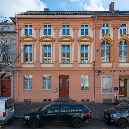 Studio Apartment Im Palais Fleur Blanche Потсдам Экстерьер фото